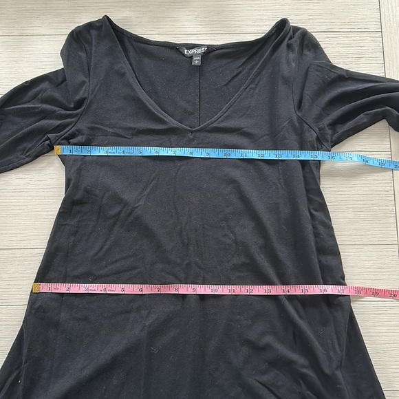 Express • Black V Neck Long Sleeve Dress - Picture 7 of 9